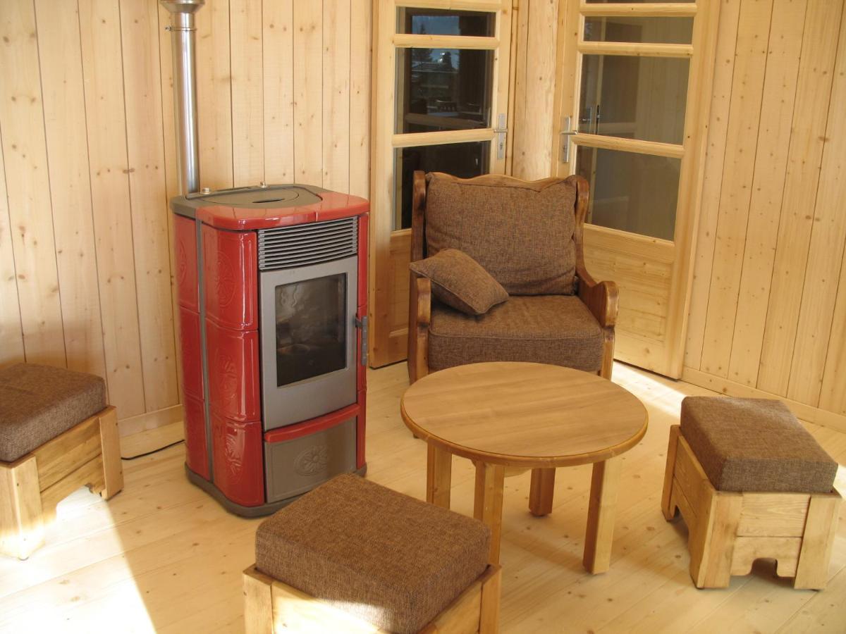 Les Loges Du Jura 4 Etoiles Apartment Nanchez Екстериор снимка