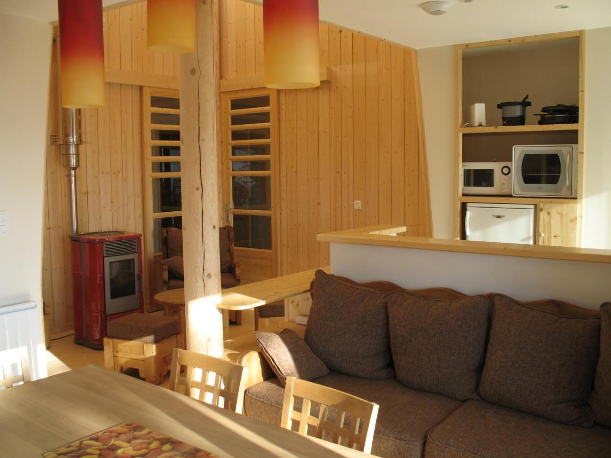 Les Loges Du Jura 4 Etoiles Apartment Nanchez Екстериор снимка