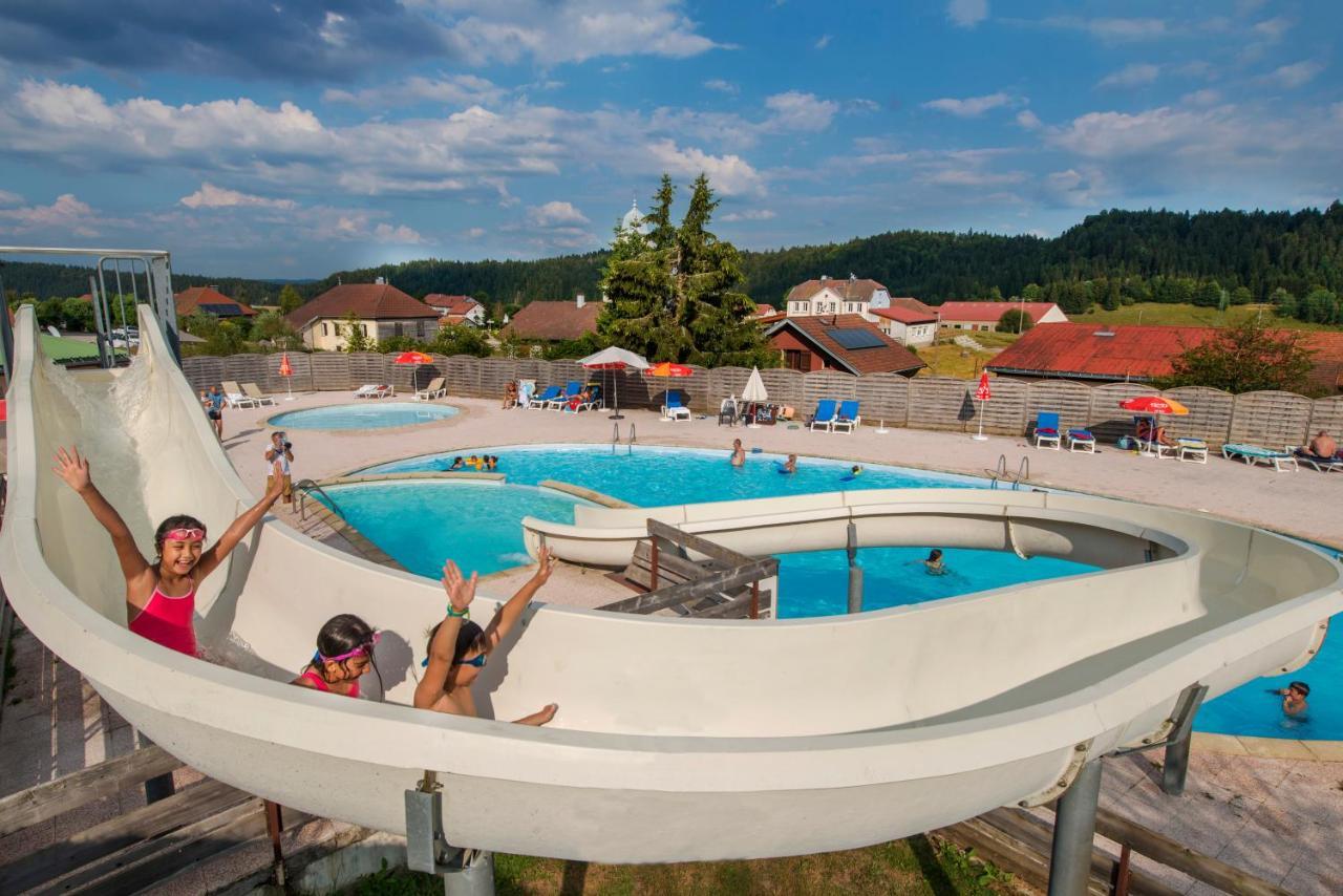 Les Loges Du Jura 4 Etoiles Apartment Nanchez Екстериор снимка